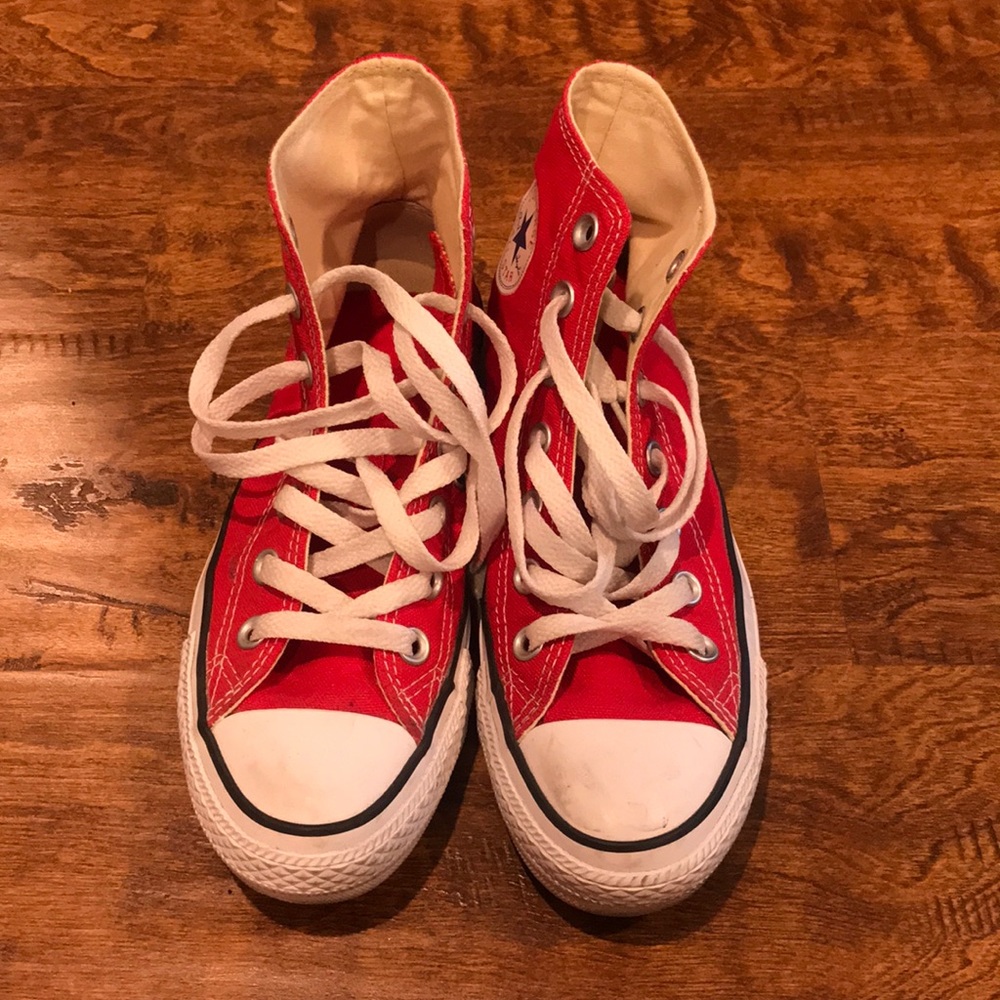 Hightop red converse all stars in great condition!